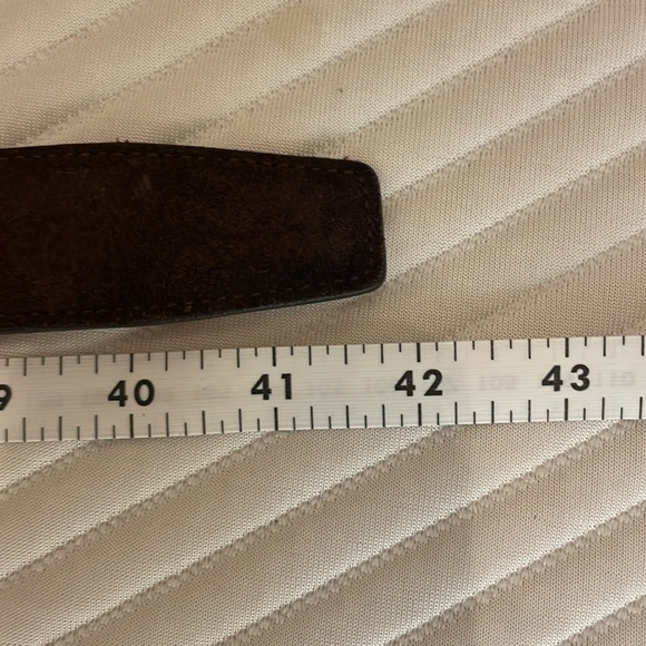 Salvatore Ferragamo dark brown suede belt - Picture 2 of 4